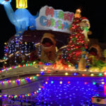 Glasgow Equipment Dino Christmas Boat