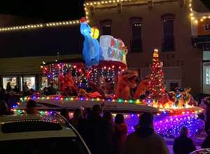 Glasgow Equipment Dino Christmas Boat 2