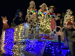 Glasgow FFA Merry and Bright FFA Style Boat 2